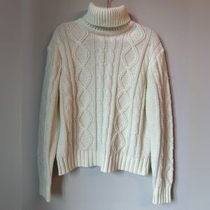 Montgomery Ward women’s turtleneck acrylic cream cableknit sweater size L